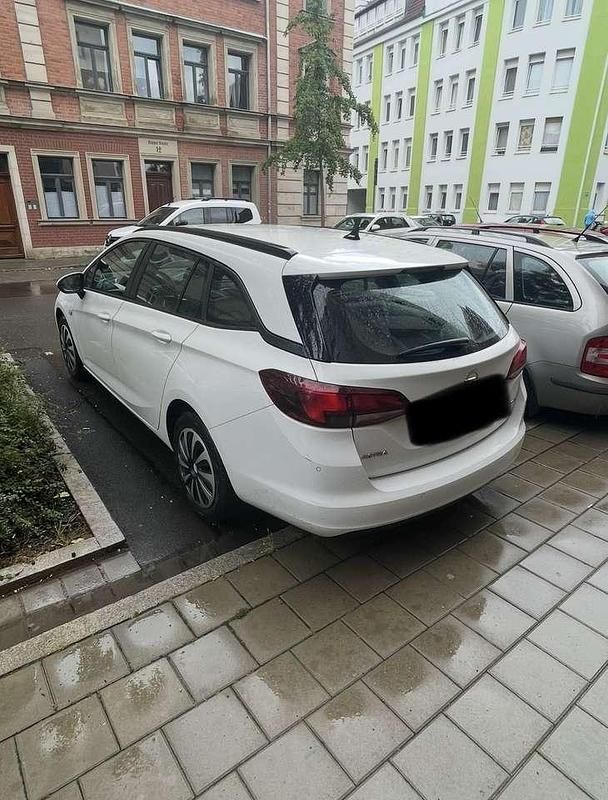 Gebraucht Opel Astra Edition 110 PS (80 kW) 2019 Weiß Kombi