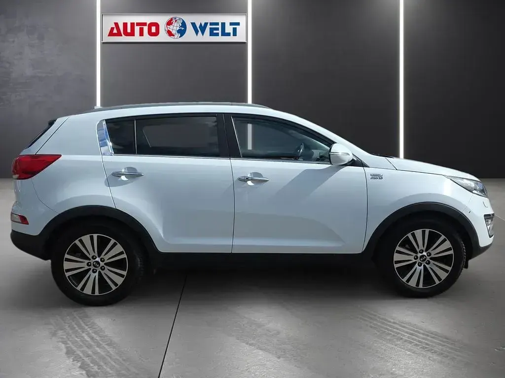 Gebraucht Kia Sportage 136 PS (100 kW) 2015 Weiß SUV
