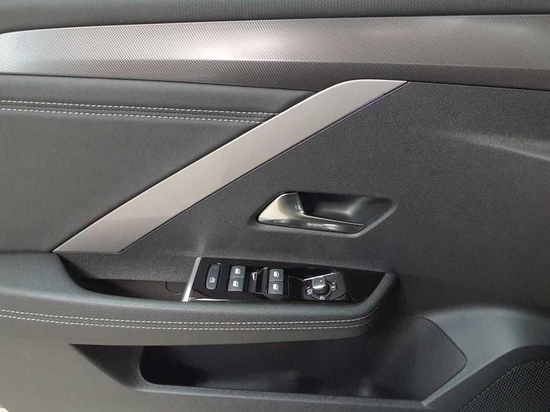 Gebraucht Opel Astra 131 PS (96 kW) 2024 Vulkan grau metallic Kombi