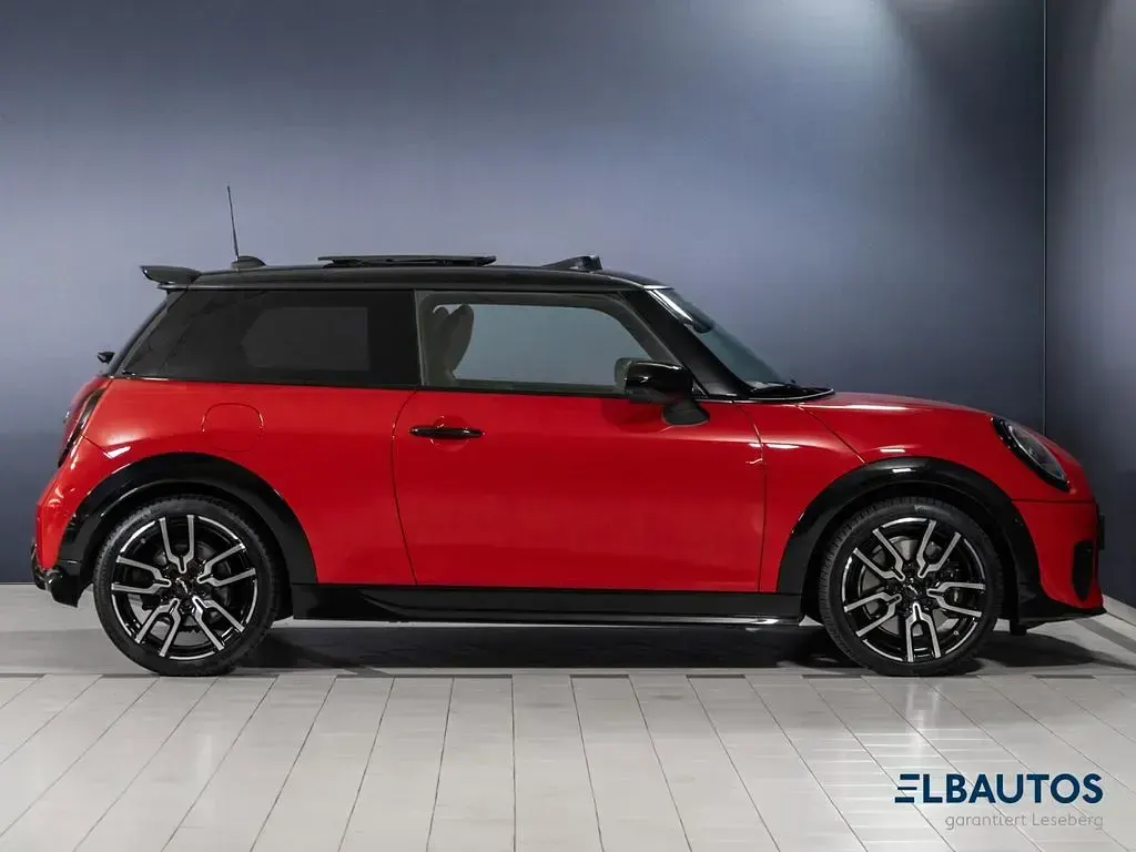 Gebraucht Mini John Cooper Works 204 PS (150 kW) 2025 Chili red Kleinwagen