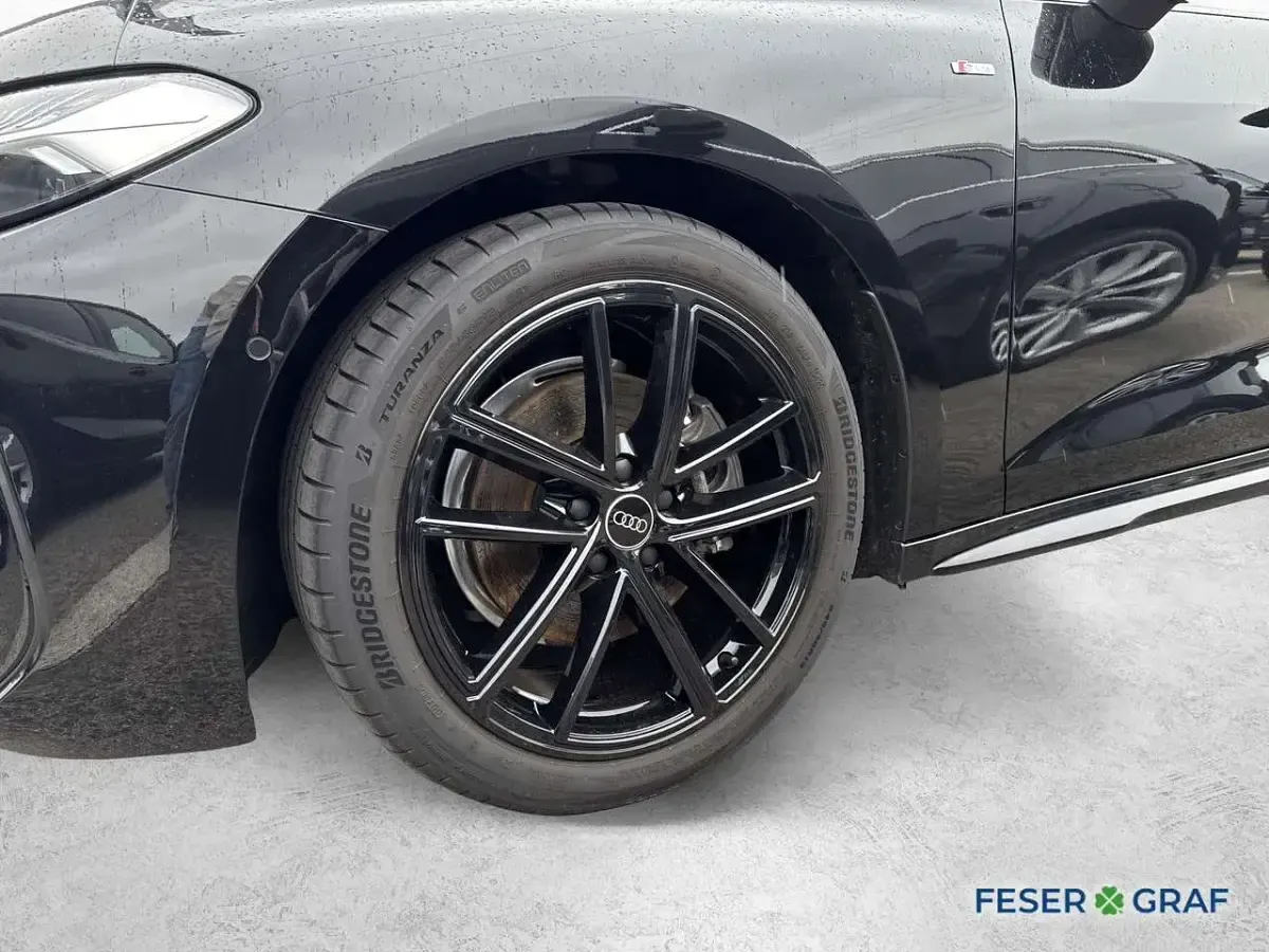 Gebraucht Audi A5 Sport 150 PS (110 kW) 2025 Mythosschwarz metallic Kombi
