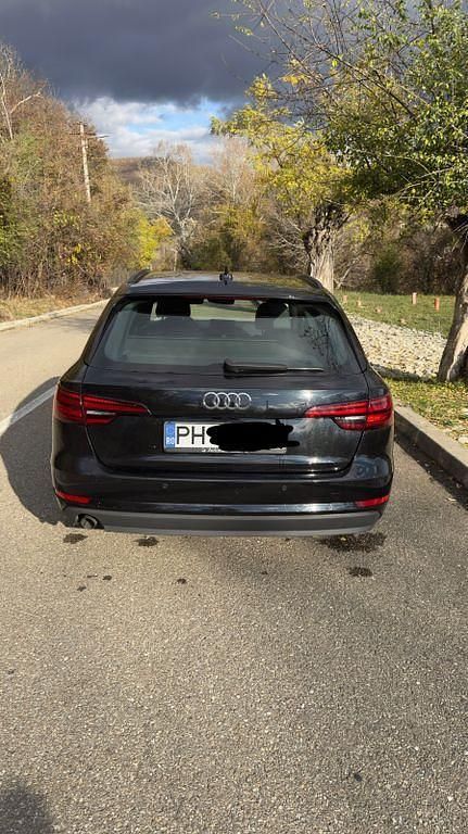 Gebraucht Audi A4 Sport 110 PS (80 kW) 2018 Schwarz Kombi