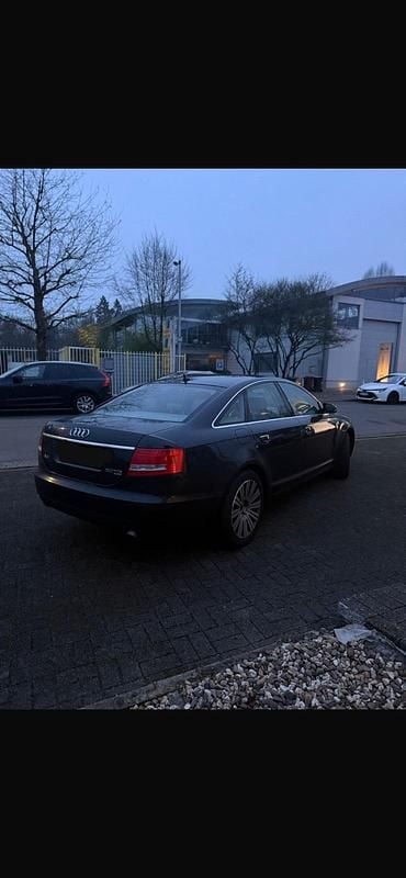 Usado Audi A6 230 HP (169 kW) 2006 Preto Sedan