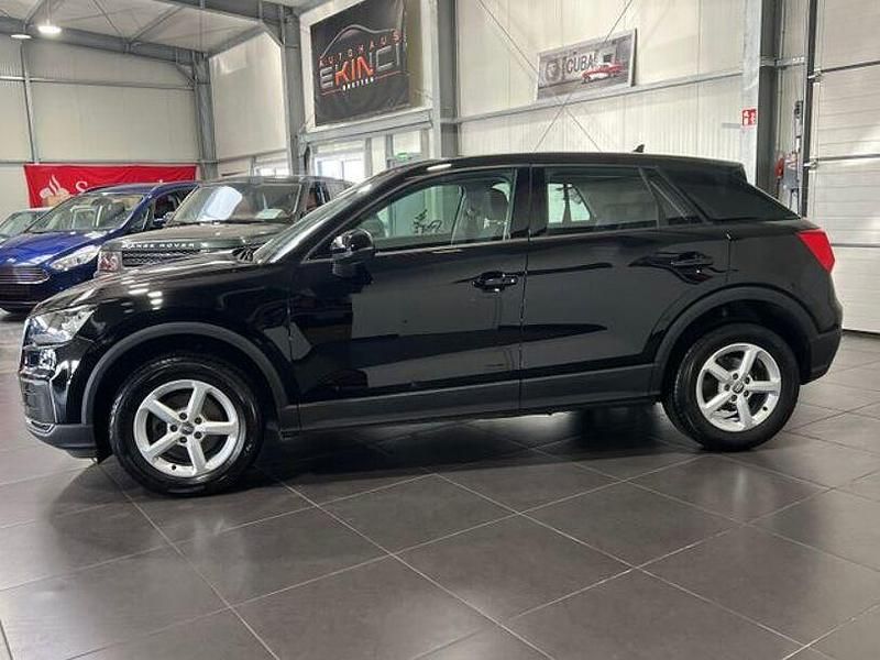 Gebraucht Audi Q2 Comfort 116 PS (85 kW) 2020 Brillantschwarz SUV