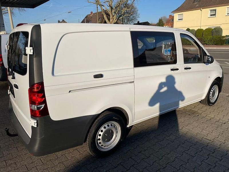 Gebraucht Mercedes Vito 163 PS (119 kW) 2019 Weiß Van
