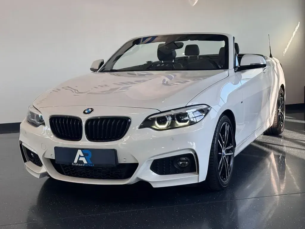 Gebraucht BMW 220 M Sport 190 PS (139 kW) 2019 Weiß Cabrio
