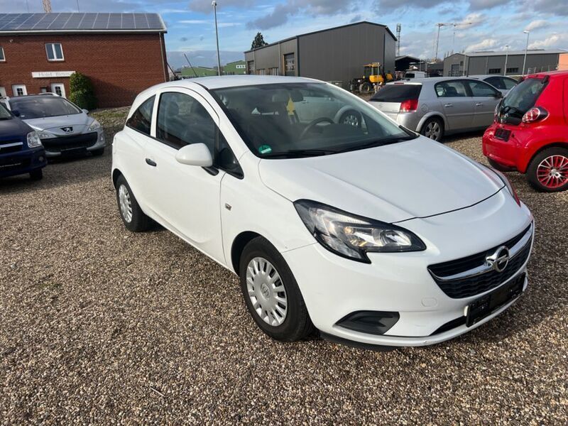 Weiß Gebraucht 2016 Opel Corsa Selection Limousine | 5.900 € (Fairer Preis) - Bild 1/4
