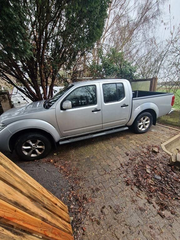 Gebraucht Nissan Navara 190 PS (139 kW) 2012 Grau Abholung
