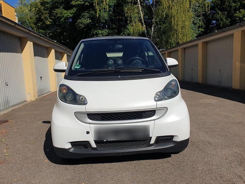 Weiß Gebraucht 2009 Smart ForTwo Cabrio Cabrio | 3.400 € (Fairer Preis) - Bild 1/4