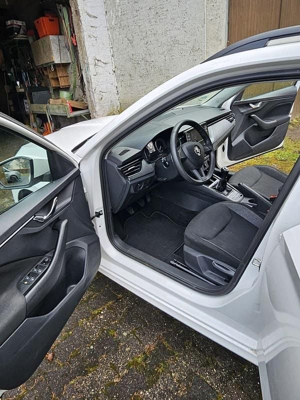 Gebraucht Skoda Kamiq Active 116 PS (85 kW) 2020 Weiß SUV