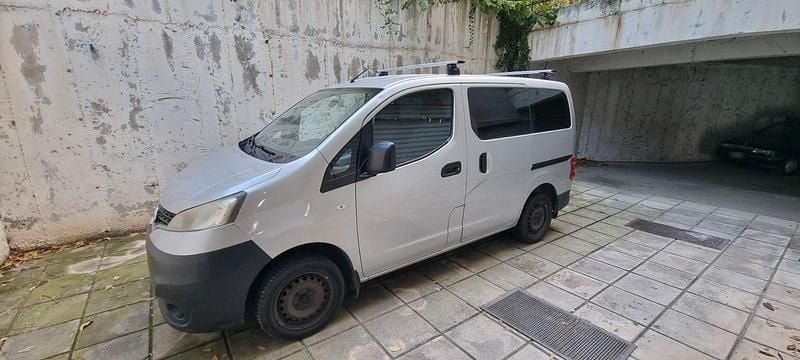 Gebraucht Nissan NV200 110 PS (80 kW) 2010 Silber Van / Kleinbus