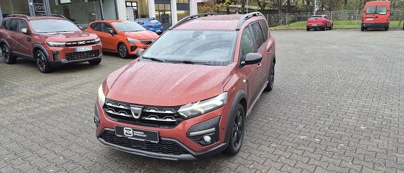 Gebraucht Dacia Jogger Extreme 91 PS (66 kW) 2022 Terrakottabraun (metallic) Van / Kleinbus