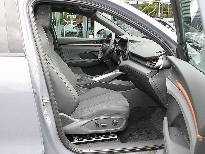 Neu Cupra Terramar 204 PS (150 kW) 2025 Graphene grau SUV