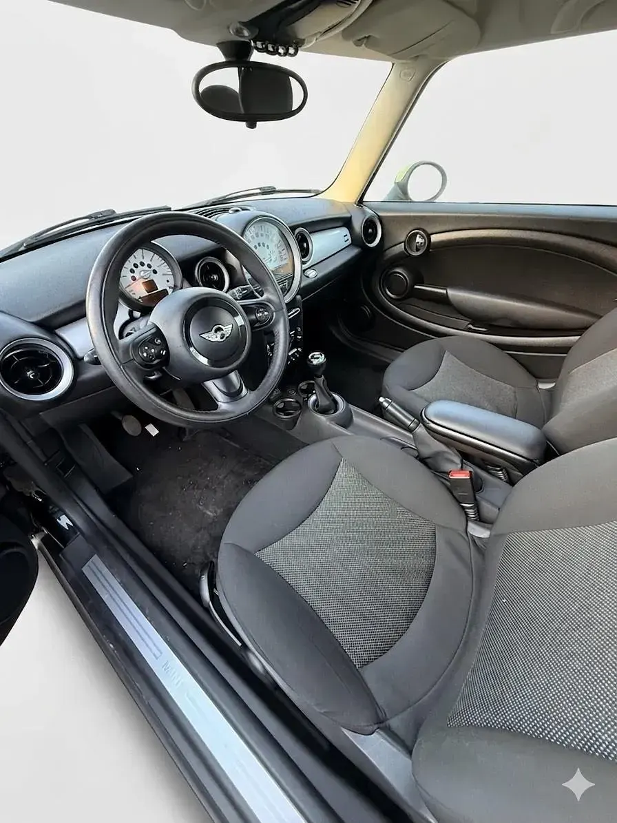 Brugt Mini ONE 75 HK (55 kW) 2013 Sort Hatchback
