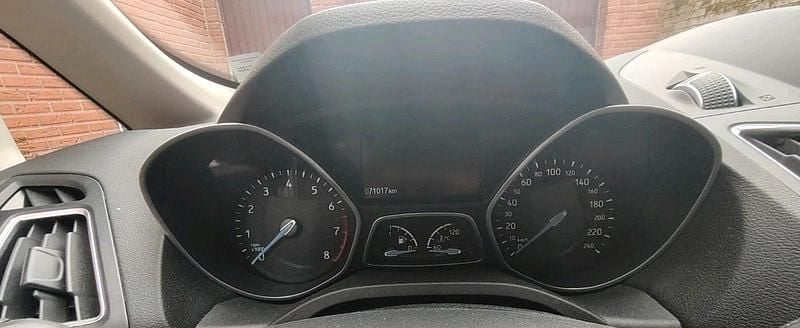 Gebraucht Ford C-MAX Titanium 125 PS (91 kW) 2016 Grau Van / Kleinbus