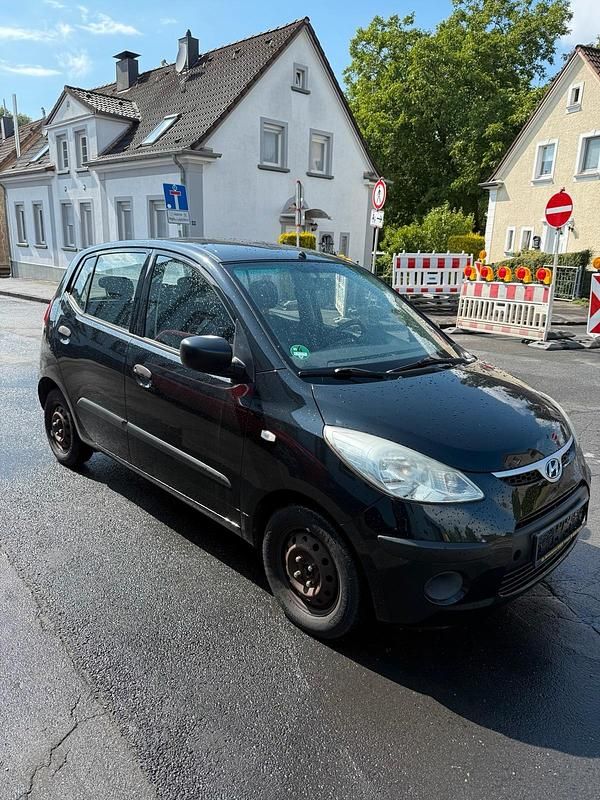 Gebraucht Hyundai i10 67 PS (49 kW) 2009 Schwarz Kleinwagen
