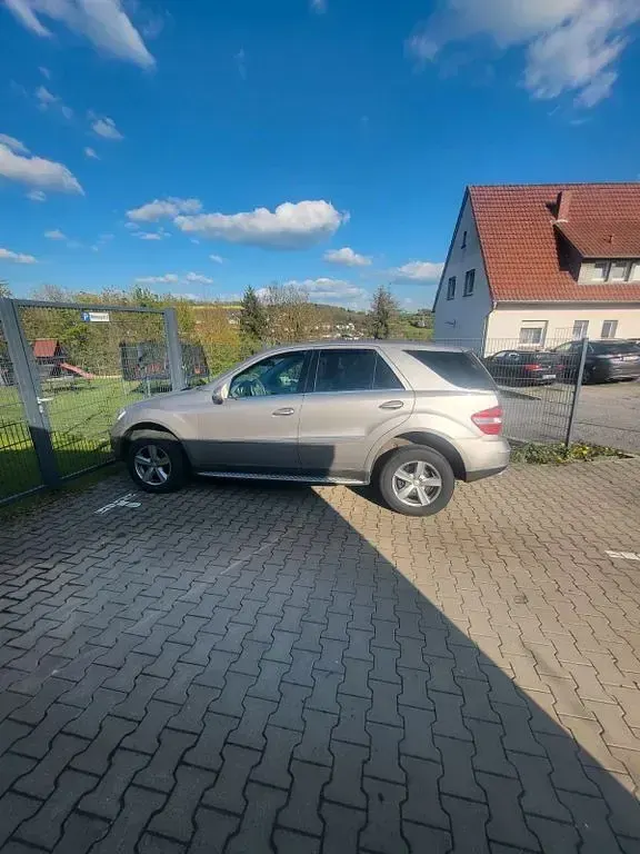 Second-hand Mercedes ML280 190 CP (139 kW) 2007 Bej SUV