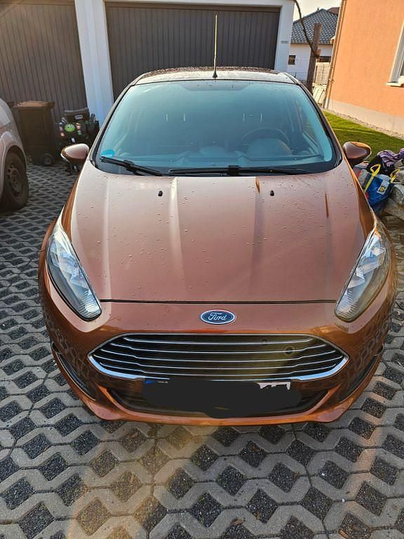 Gebraucht Ford Fiesta SYNC Edition 82 PS (60 kW) 2014 Braun Kleinwagen