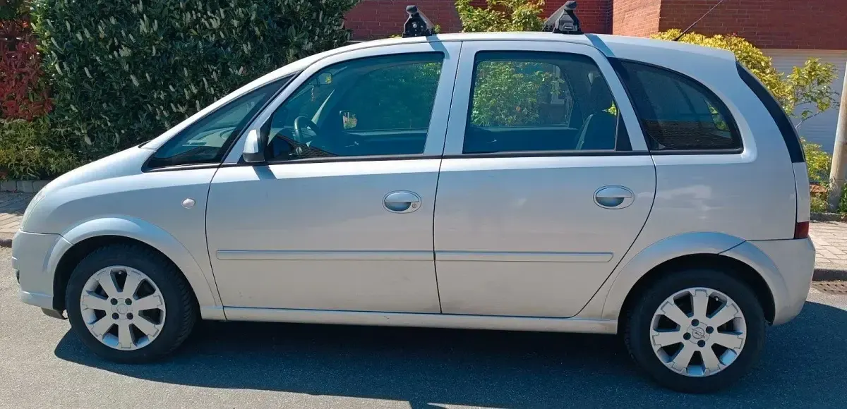 Gebraucht Opel Meriva 90 PS (66 kW) 2006 Silber Van / Kleinbus