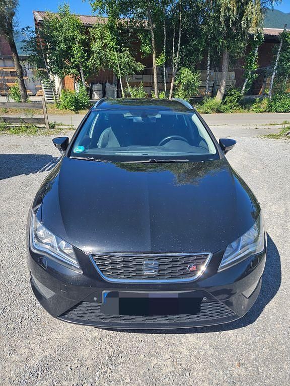 Schwarz Gebraucht 2015 Seat Leon ST FR Kombi | 9.200 € (Fairer Preis) - Bild 1/4