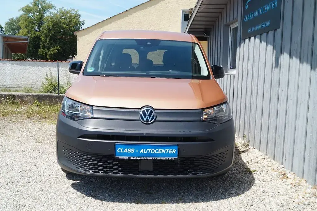 Gebraucht VW Caddy 122 PS (89 kW) 2021 Braun Van / Kleinbus