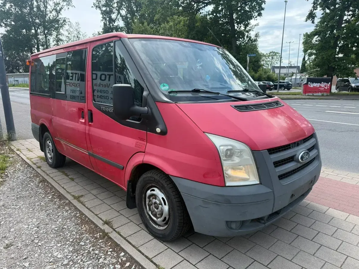 Gebraucht Ford Transit 86 PS (63 kW) 2009 Rot Van / Kleinbus