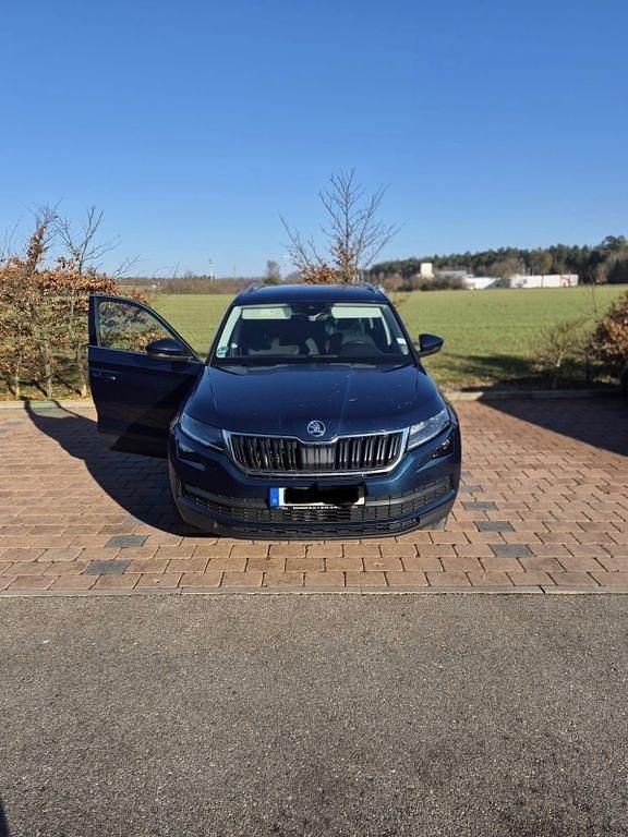 Blau Gebraucht 2020 Skoda Kodiaq Active SUV | 24.500 € (Teuer) - Bild 1/4