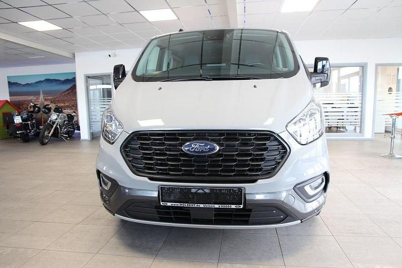 Gebraucht Ford Tourneo Active 170 PS (125 kW) 2023 Grau Van / Kleinbus