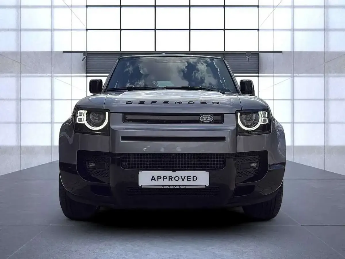 Gebraucht Land Rover Defender SE 200 PS (147 kW) 2024 Grau SUV