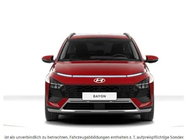 Gebraucht Hyundai Bayon Trend 101 PS (74 kW) 2023 Dragon red / met SUV