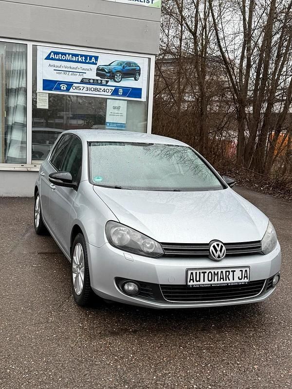 Gebraucht VW Golf VI Style 105 PS (77 kW) 2011 Silber Kleinwagen