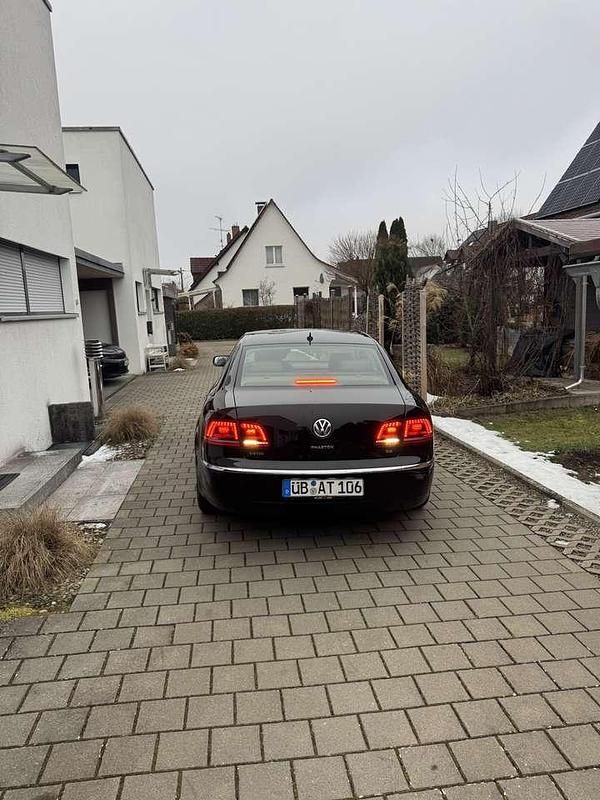 Gebraucht VW Phaeton 245 PS (180 kW) 2015 Schwarz Limousine