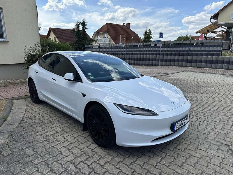 Gebraucht Tesla Model 3 Standard Range 208 kW (283 PS) 2023 Limousine