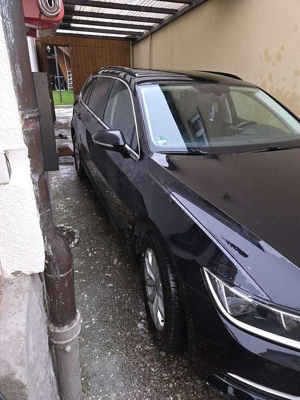 Gebraucht VW Passat Comfortline 150 PS (110 kW) 2016 Kombi