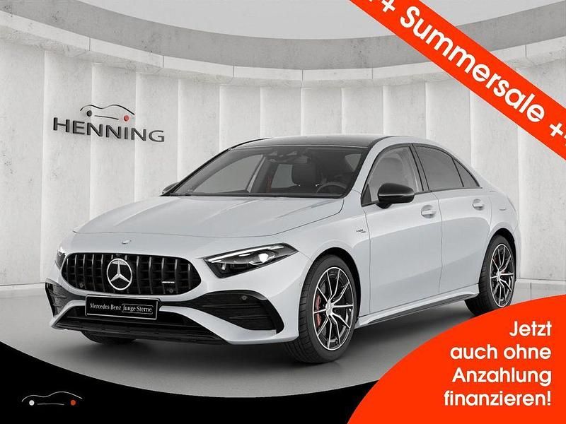 Weiß Gebraucht 2023 Mercedes A35 AMG AMG Limousine | 49.880 € (Teuer) - Bild 1/4