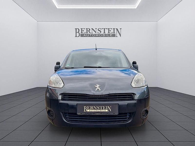 Gebraucht Peugeot Partner Comfort 114 PS (83 kW) 2014 Grau Van / Kleinbus