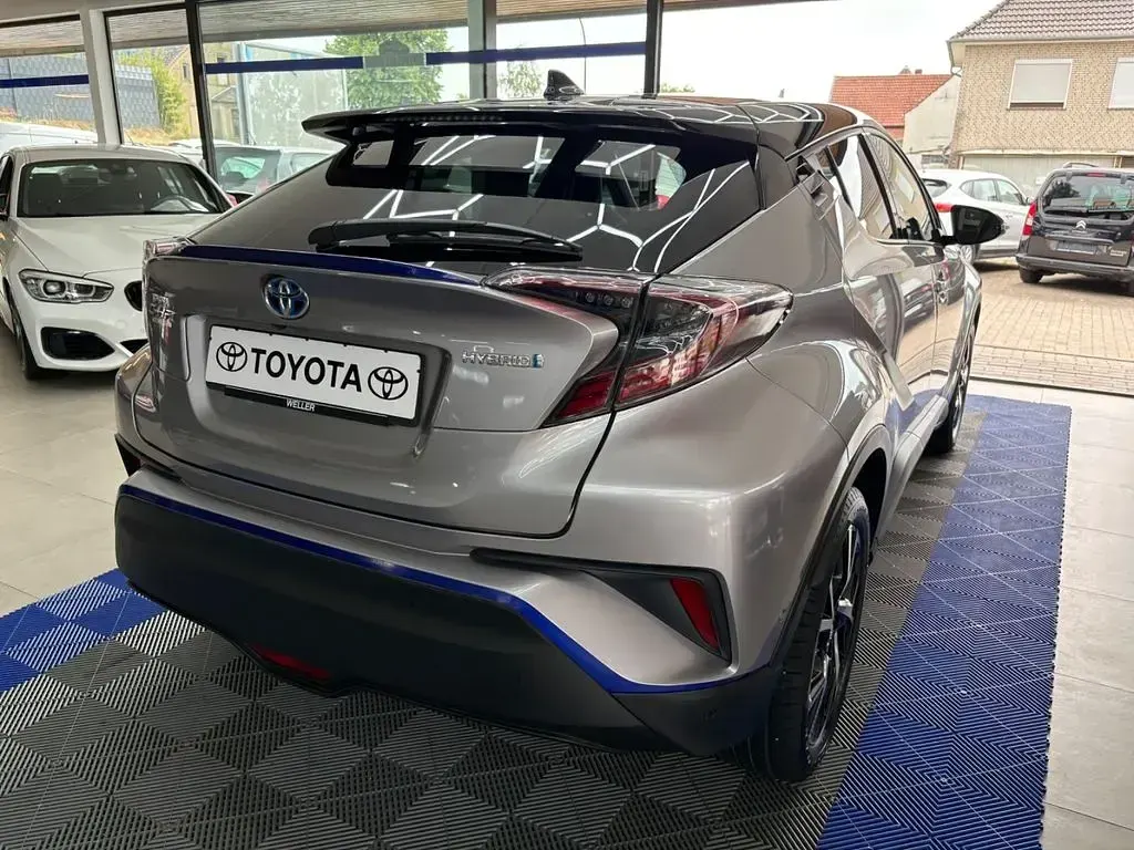 Gebraucht Toyota C-HR Style 98 PS (72 kW) 2017 Silber SUV