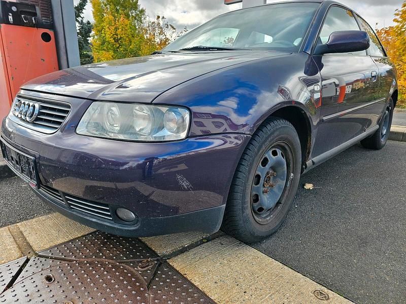 Violet Gebraucht 2002 Audi A3 Limousine | 400 € (Superpreis) - Bild 1/1