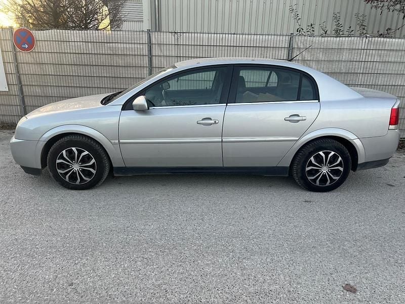 Gebraucht Opel Vectra 155 PS (114 kW) 2004 Grau Limousine