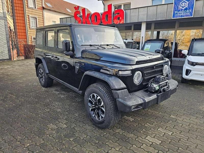 Gebraucht BAW 212 166 PS (122 kW) 2026 Schwarz SUV