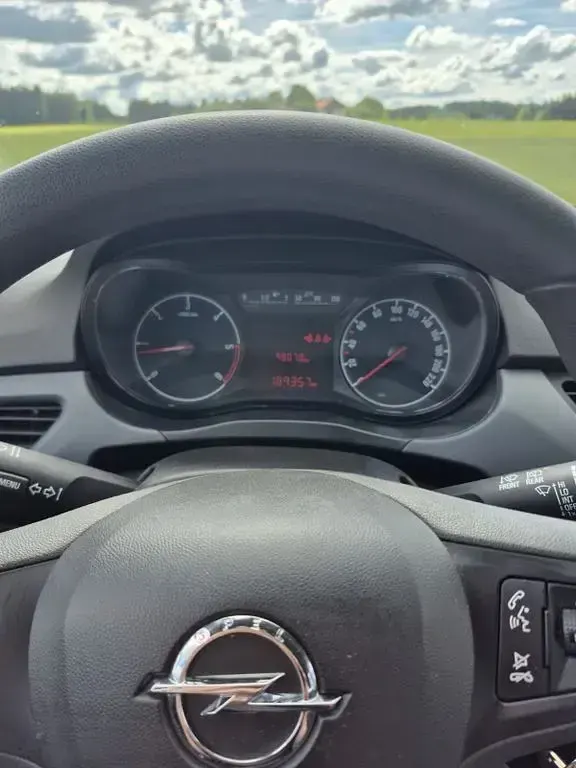 Gebraucht Opel Corsa Selection 95 PS (69 kW) 2017 Weiß Kleinwagen