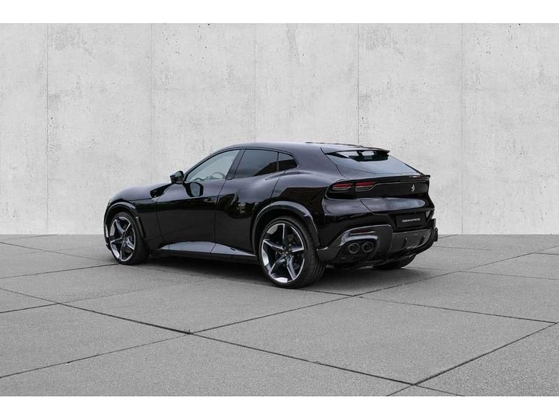 Second-hand Ferrari Purosangue 725 CP (533 kW) 2024 Negru SUV