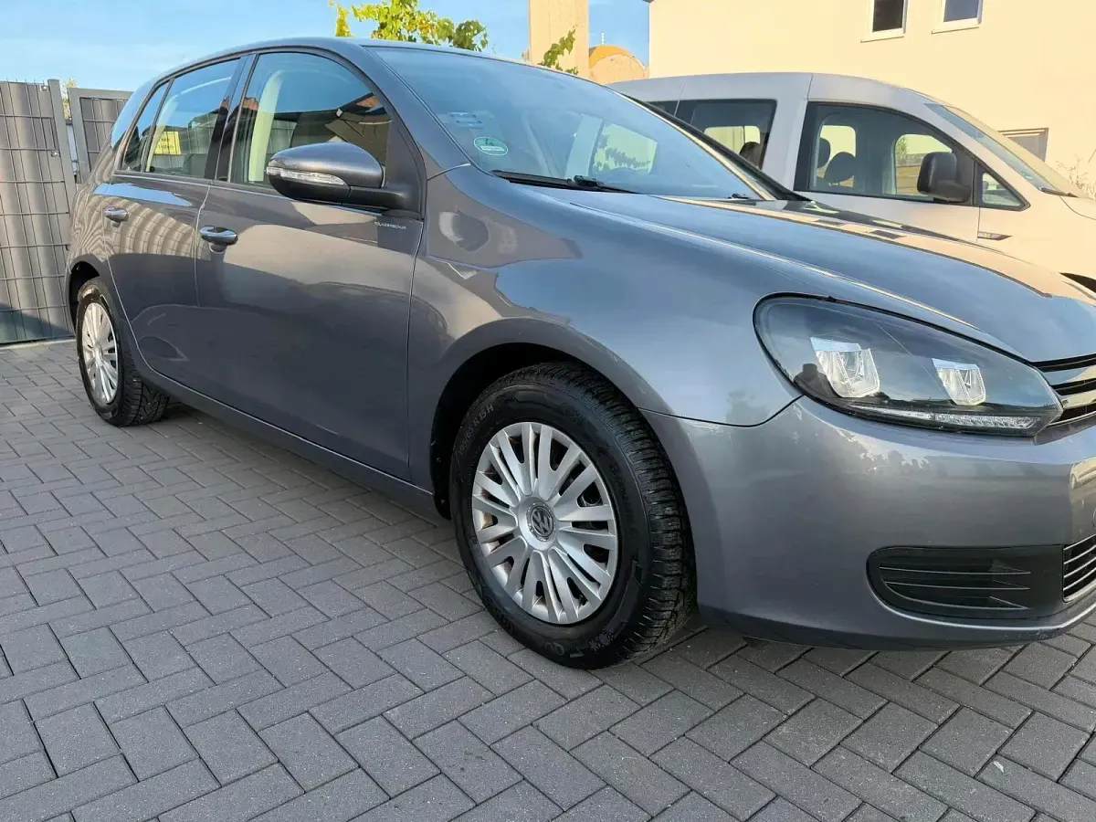 Gebraucht VW Golf VI 80 PS (58 kW) 2009 Grau Limousine