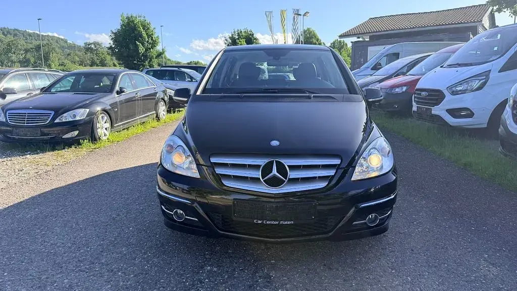Gebraucht Mercedes B180 Sport 116 PS (85 kW) 2009 Schwarz Van / Kleinbus