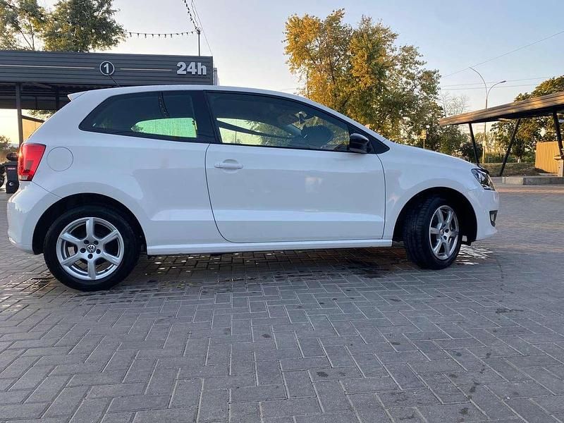 Gebraucht VW Polo Highline 86 PS (63 kW) 2010 Limousine