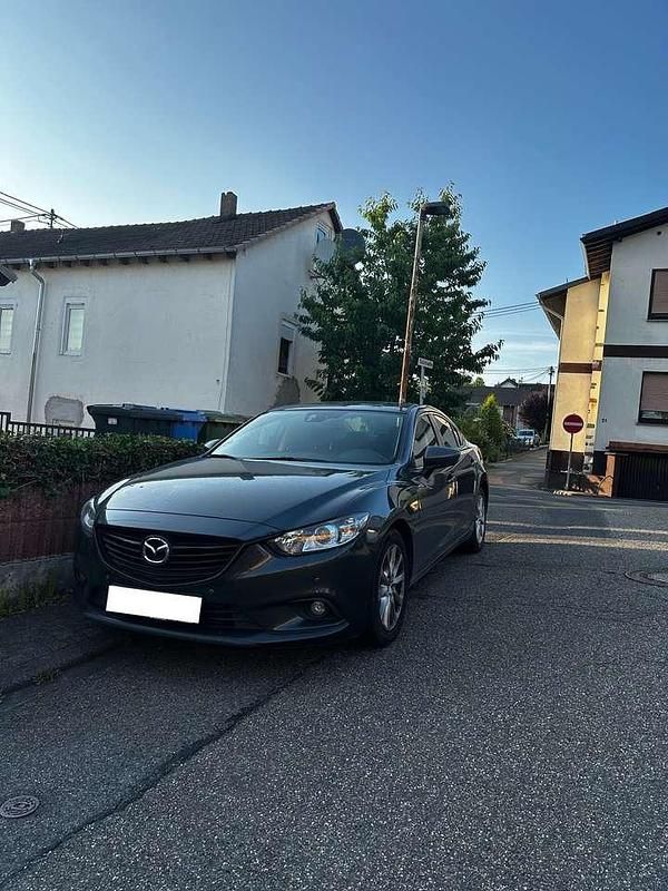 Grau Gebraucht 2014 Mazda 6 Limousine | 9.500 € (Etwas zu teuer) - Bild 1/4