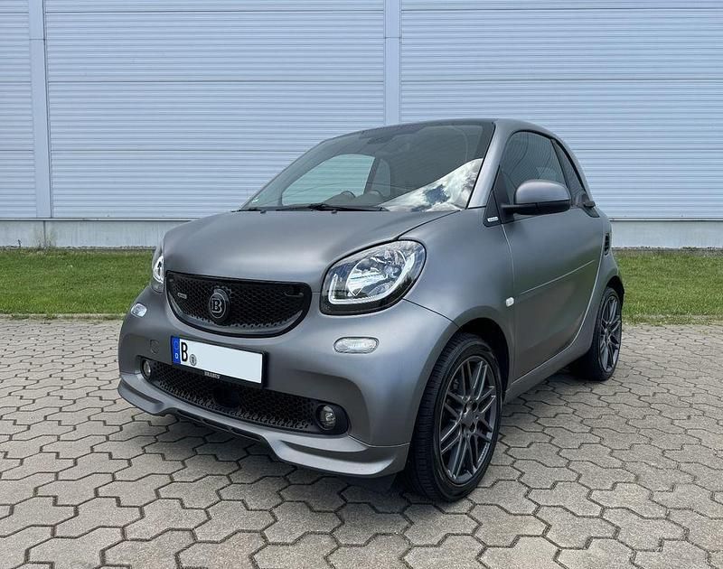 Grau Gebraucht 2019 Smart ForTwo Electric Drive Brabus Kleinwagen | 13.300 € (Etwas zu teuer) - Bild 1/4