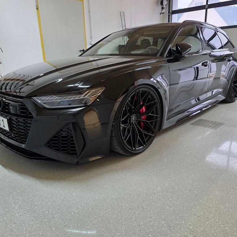 Schwarz Gebraucht 2023 Audi RS6 Sport Kombi | 116.900 € - Bild 1/4