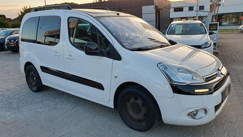 Weiß Gebraucht 2013 Citroën Berlingo Van / Kleinbus | 4.750 € (Superpreis) - Bild 1/4