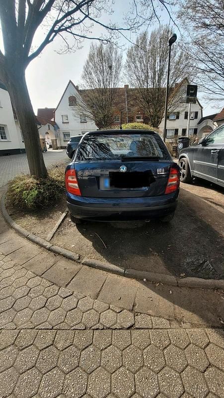 Gebraucht Skoda Fabia 60 PS (44 kW) 2004 Blau Limousine